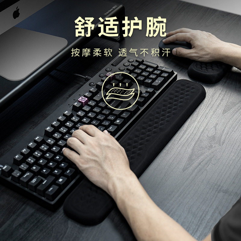 17931638592_964098357