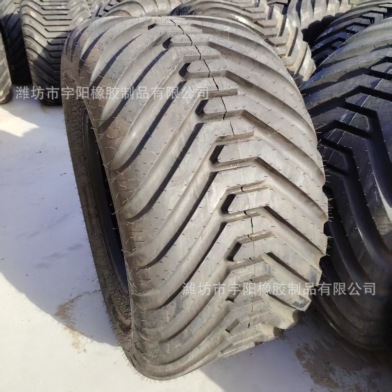 600/55-26.5加宽轮胎  抛肥车 捡拾机轮胎 防陷真空胎  改装