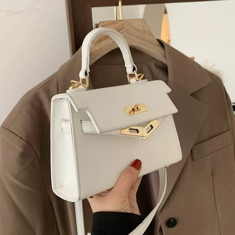 流行包包女2023新款女士时尚单肩包简约纯色斜挎包休闲通勤小方包