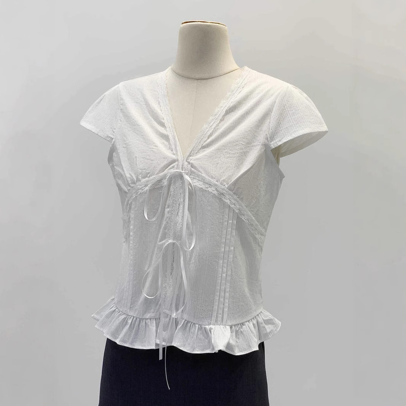 Unique and Beautiful Early Summer White V Neck Lace Short-Sleeved T-Shirt for Women 2025 New Pure Lust Style Beautiful Top