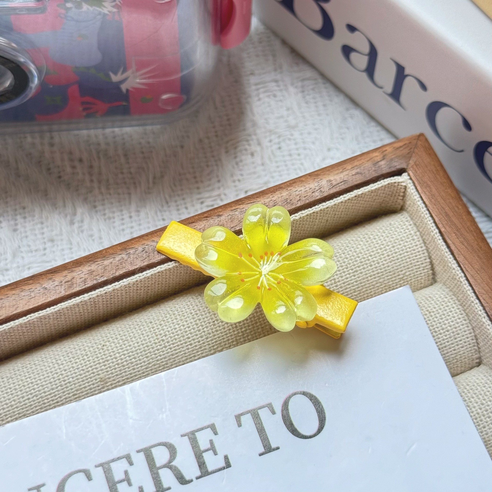 새로운 노란색-노란색 클립