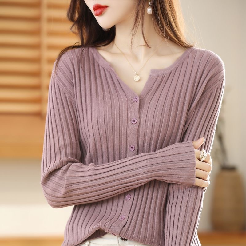 Vertical Striped Sweater 2024 New Cardigan Jacket Age-Reducing Slimming Easiest for Match Sweater Women's Knitted Bottoming Shirt Top