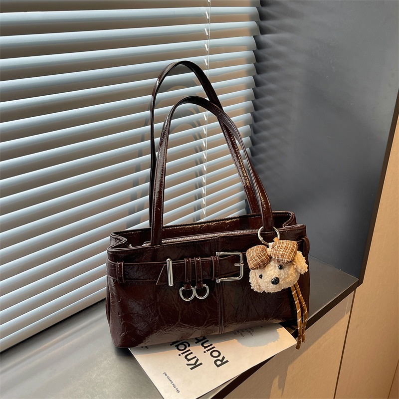 New simple and stylish shoulder underarm bag, cross-border vintage women's bag, exquisite small bag, high-end commuter tote bag for women New simple and stylish shoulder underarm bag, cross-border vintage women's bag, exquisite small bag, high-end commuter tote bag for women