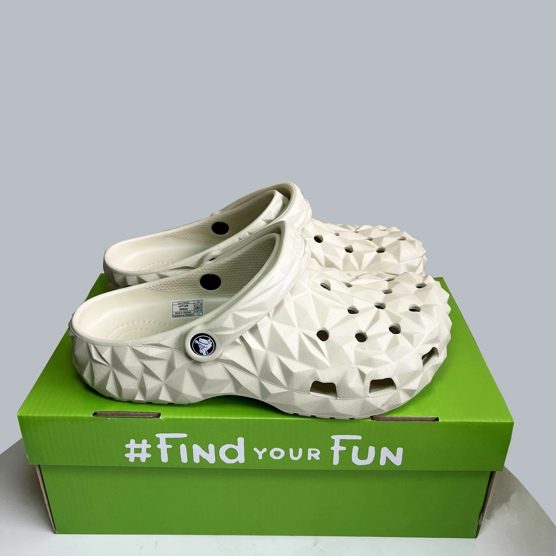Классические старые ботинки Beiya Croc обувь мужская обувь женская обувь парная обувь для пляжа баотоу тапочки верхняя одежда 10126