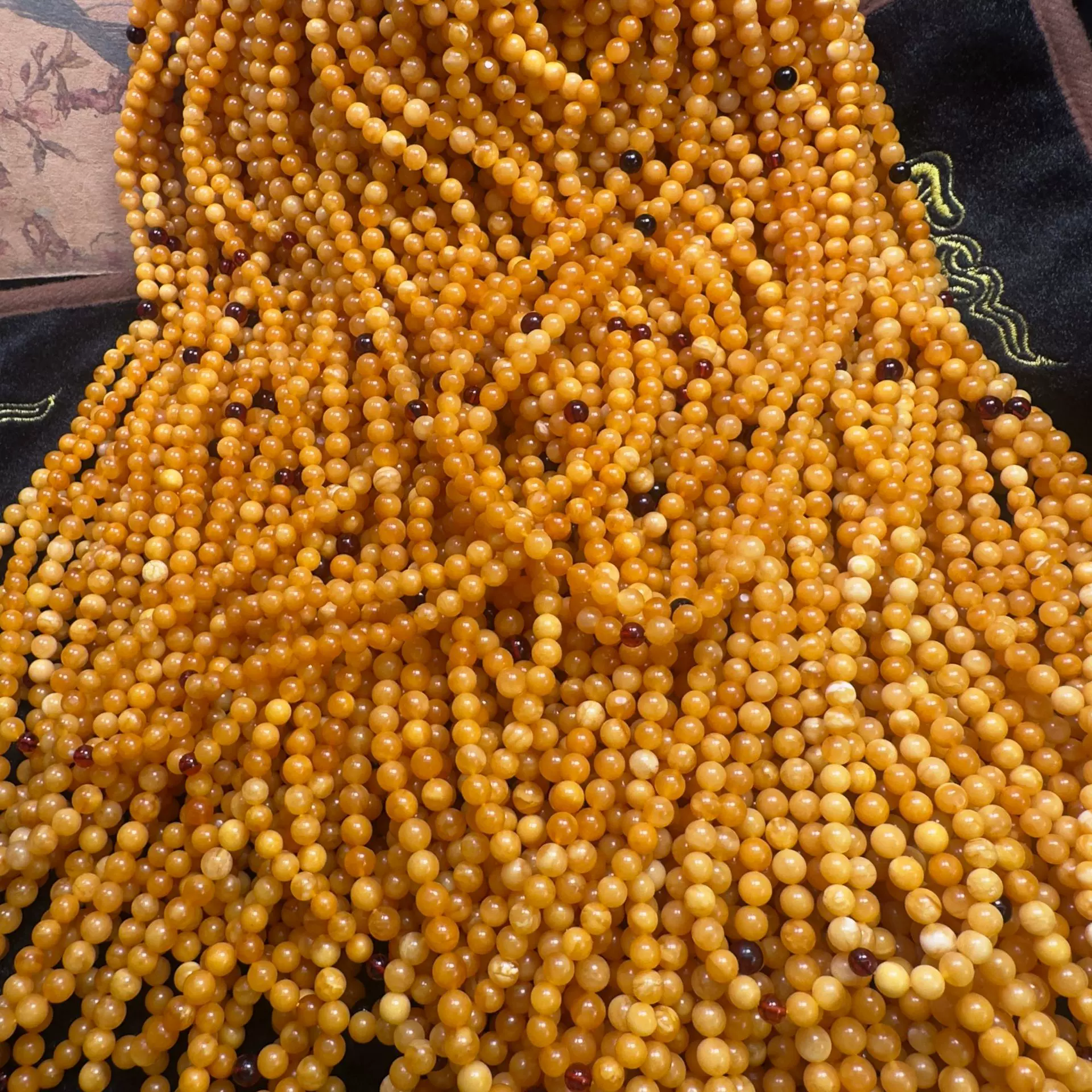 原矿回流老花蜡配链 老蜜蜡5mm108佛珠小红书同款DIY百搭蜜蜡素珠