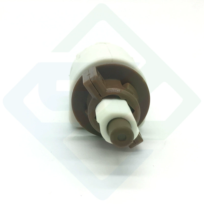 Выключатель стоп-сигнала, подходит для Camry/Yaris/RAV4/Hilux 84340-69025