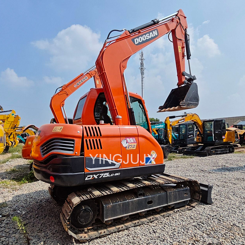 Excavadora Doosan XD75 - 9 Excavadora de segunda mano Doosan venta directa transfronteriza