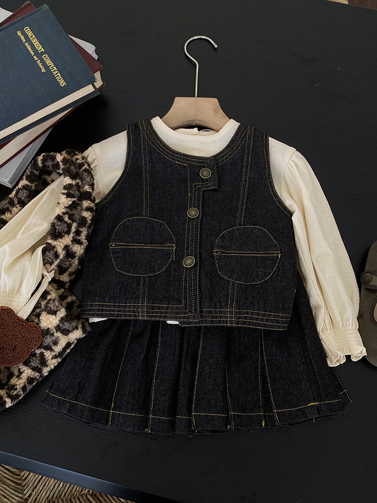 Camicia alla moda con gonna a pieghe in denim con tasche a girocollo e gonna a pieghe in denim autunno 2023 per bambini del nuovo autunno 2023_voghion.com