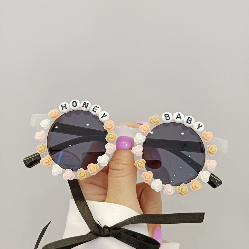 fashion antiultraviolet sticky letter childrens sunglassespicture6