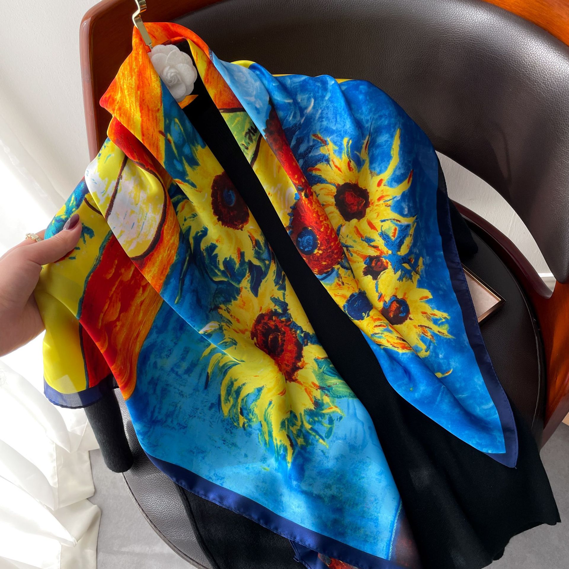 Virágmintás női sál elegáns strandkendő és vállkendő_voghion.com