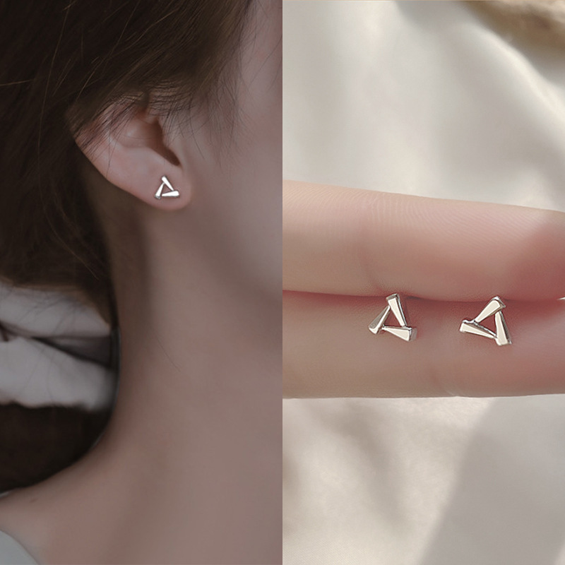 Simple Style Geometric Flower Butterfly Copper Plating Ear Studs 1 Pair