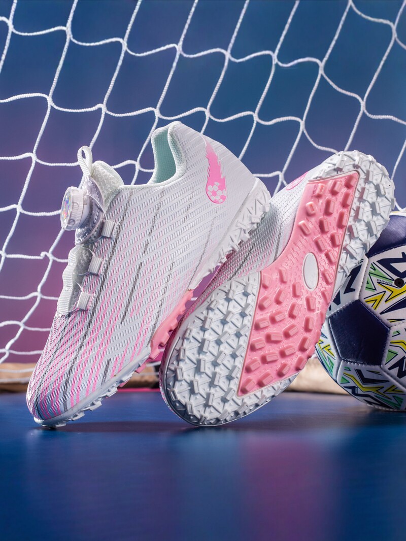 Zapatos de fútbol transfronterizos de alto perfil para hombres TF zapatos de entrenamiento antideslizante transpirables para niños zapatos de césped profesionales para estudiantes image 2