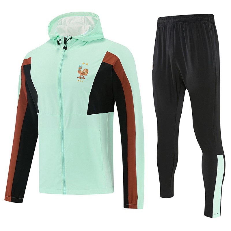 Wholesale 2627 new model football hooded windbreaker set, sun protection windbreaker, pre-game sports jacket, can be shipped on behalf of others.