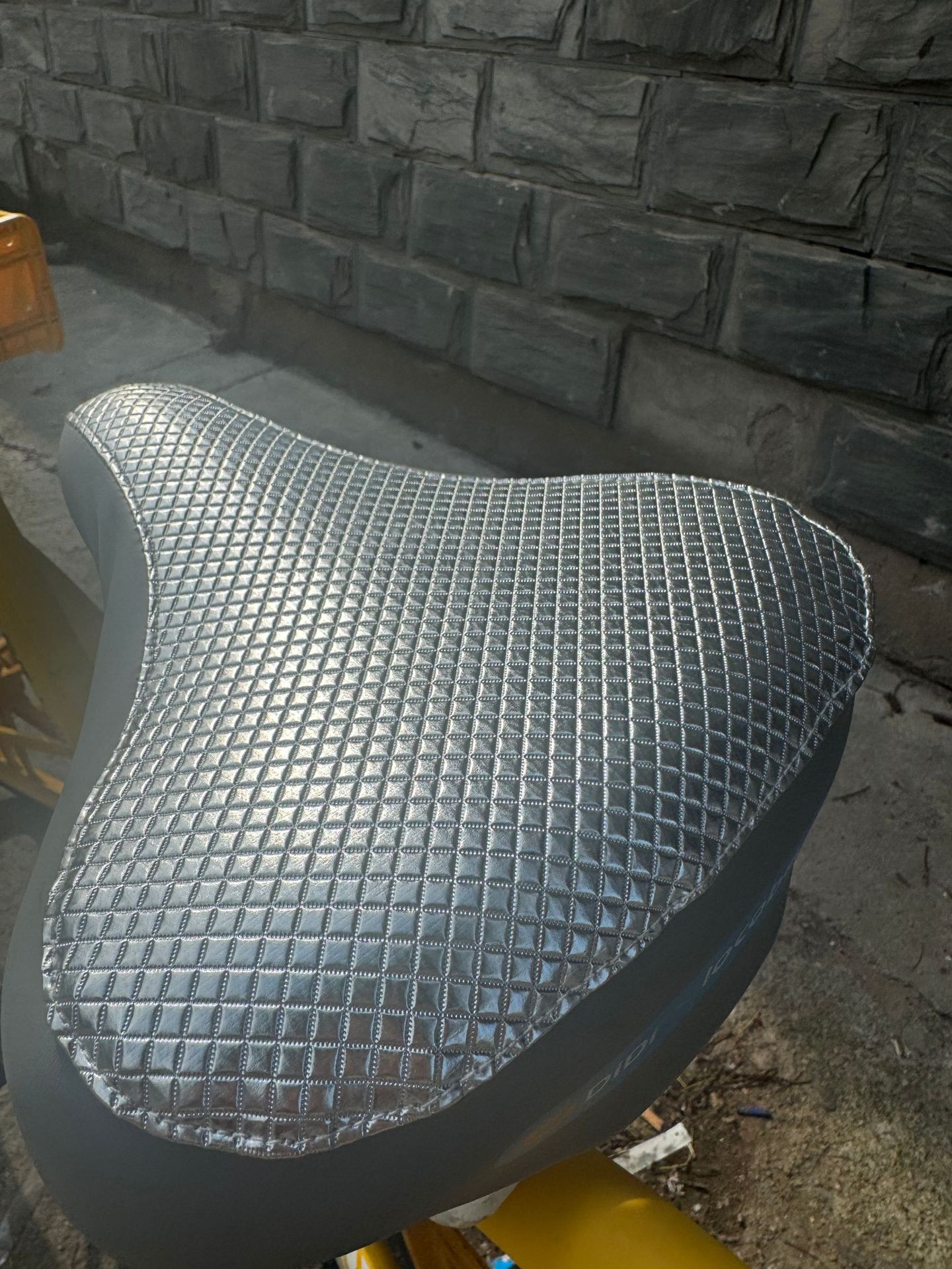 Source Factory Shares Electric Scooter Seat Covers for Brands Like Hello/Meituan/Didi Qingju/Xiaolu