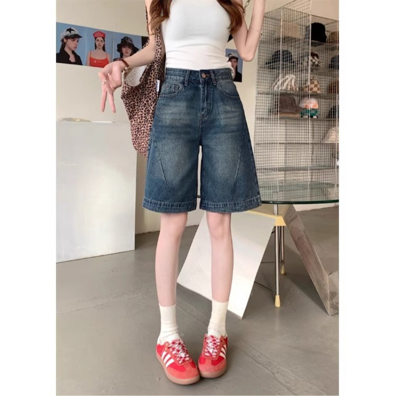 Trendy Women's High-Waisted Petite Straight-Leg Slimming Mid-Length Jeans for Fall 2025