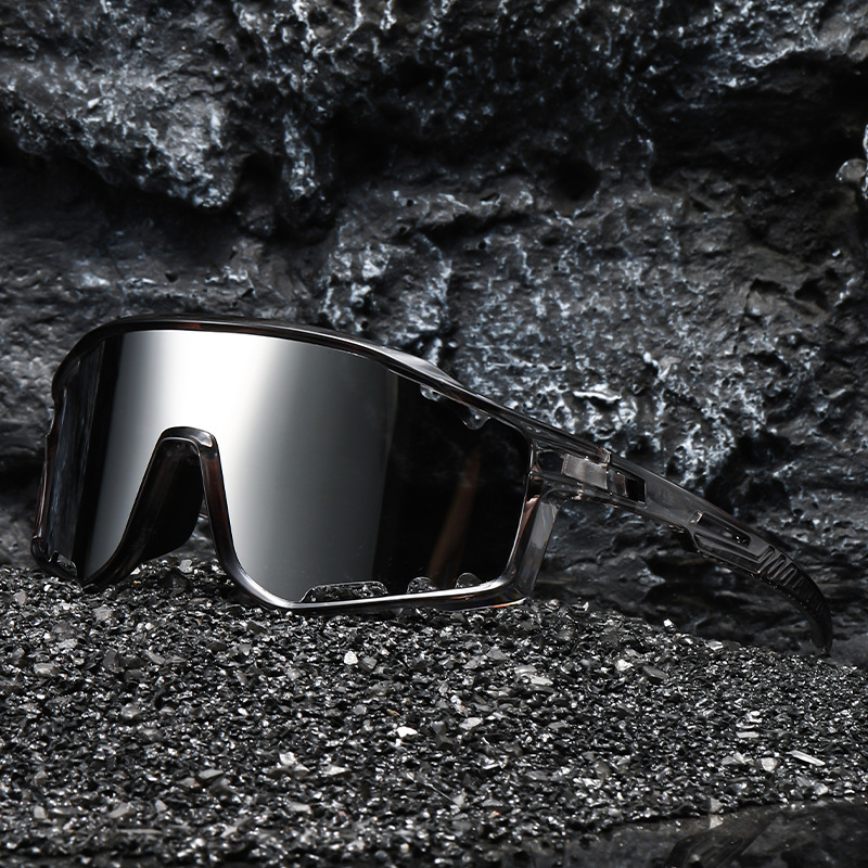 Sports Cycling Sunglasses Windproof Dustproof Colour Changing Lens_voghion.com