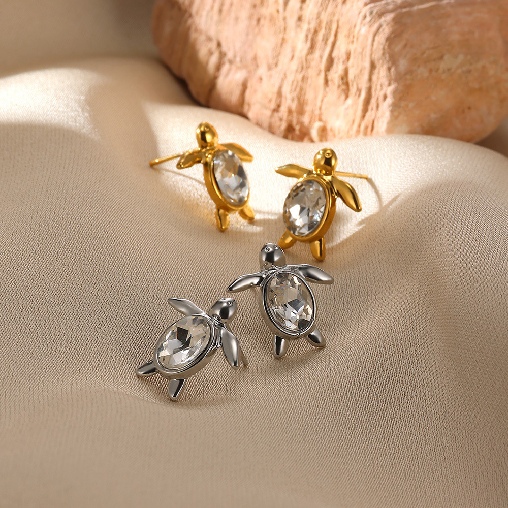 5g Weight 0.03µm-0.05µm Gold Plating Thickness PVD Coated Gold Plating Process 304 Stainless Steel Ear Needle Material 18K Real Gold Plated Plating Material Imitation Pearl, Zircon Inlay Material Ear Studs Classification 1 Piece, 1 Pair Quantity Holiday, Daily, Selfie Occasion 304 Stainless Steel Material Tortoise, Bow Knot Pattern Women's Gender Casual, Elegant, Lady Style Waterproof Non Tarnish, Plating Craft PVD Coated Real Gold Plated Tortoise Bow Knot 304 Stainless Steel Casual Elegant Lady Waterproof Non Tarnish Ear Studs 4