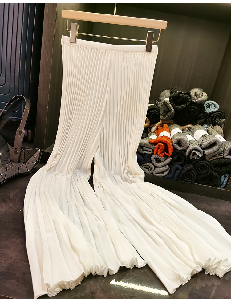 Quần culottes nữ ống rộng cạp cao, chất liệu mỏng nhẹ, phong cách xếp ly phối màu, form suông rộng thoải mái — màu đen, màu trắng, màu xanh đậm, xanh lá cây chi tiết 7