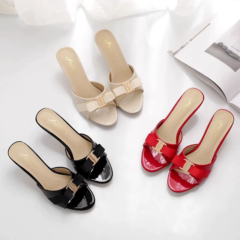 Холодные тапочки Huizhou женские летние новые наружные женские тапочки на тонких каблуках сандалии на каблуках большие размеры трансграничной женской обуви 31-45