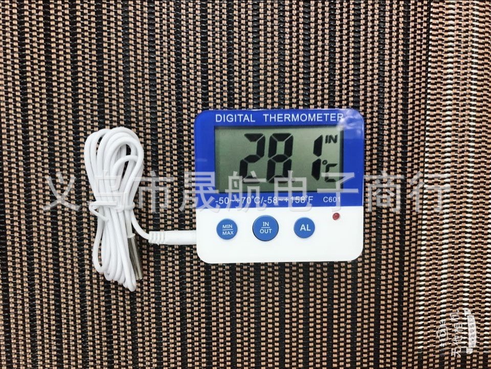 21661633679_2076343384