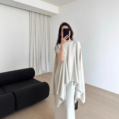 古いお金の風の高級感のニットのマントのショールのスーツの女性の春のフランスの復古の芸術は展のガーターのワンピースを見ます。