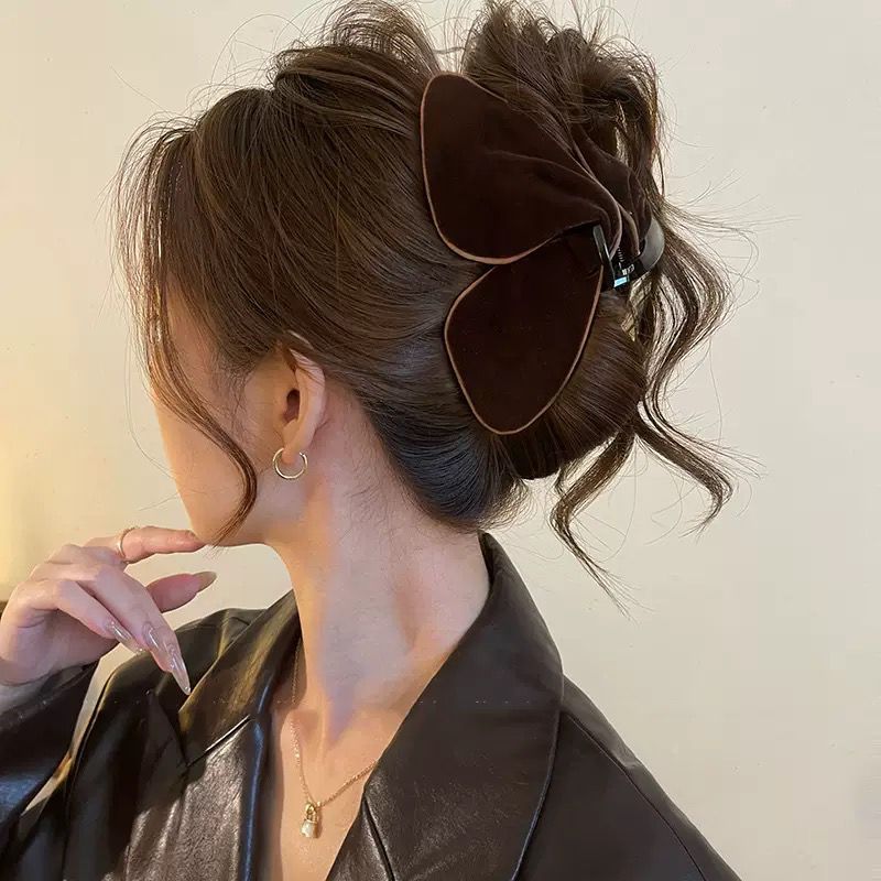 몰려드는 다크 커피#삼각형 그리퍼