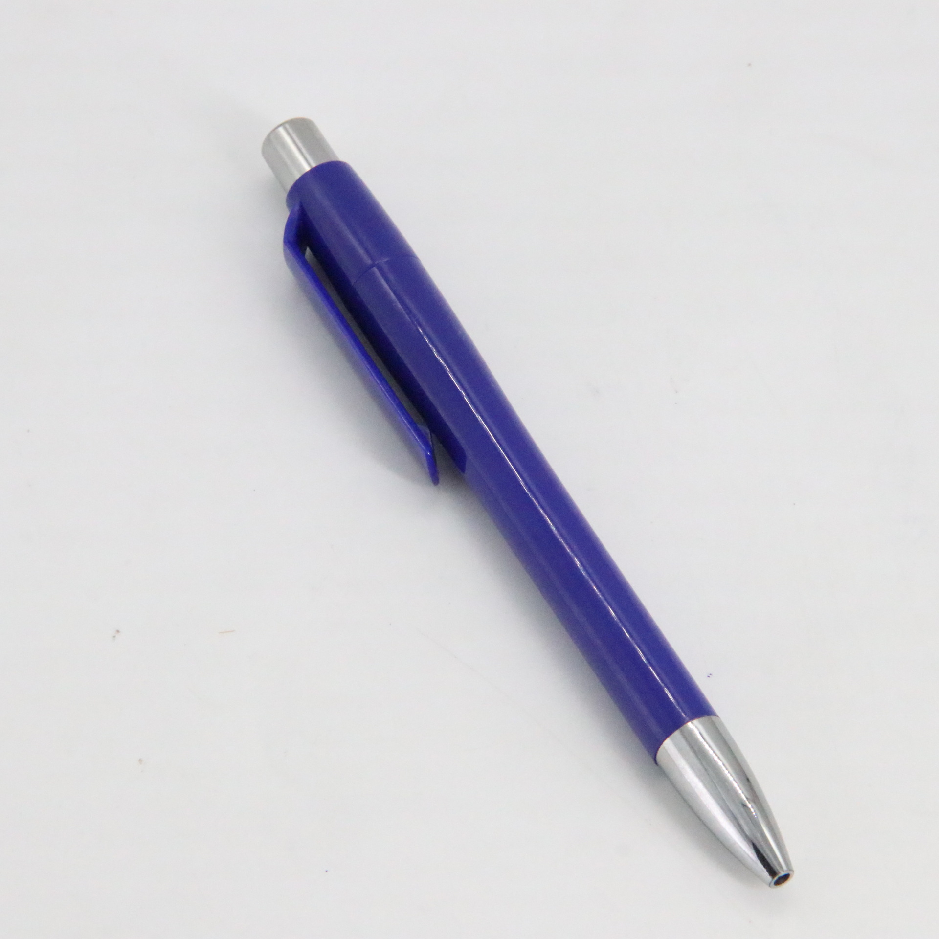 Bolígrafo de prensa multicolor fábrica al por mayor logotipo láser fábrica al por mayor bala recarga