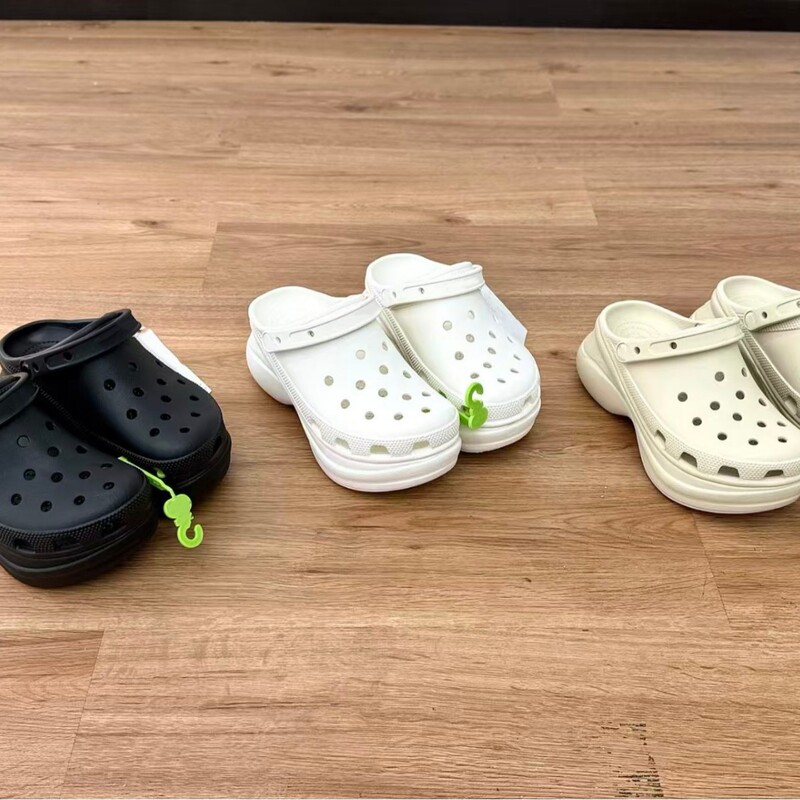 2026 New Model Dongguan Export Surplus Whale Hole Shoes Slip-On Thick-Soled Sandals (Shoe Charms Are Random)