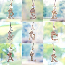 K 94805 Shiny diamond letter keychain ������ĸԿ�׹Ҽ�