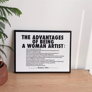 һ��Ůˇ�g�ҵĪ����b�ins�LӢ�ĺ��s�ڰ��L���ҿ͏d�쮋�[��