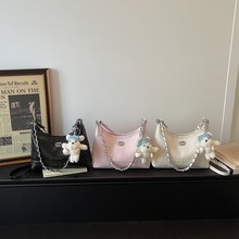 �羳Ů���紺�¿�С���L���朗l���˰��r���p���|�Іμ�б���Ů