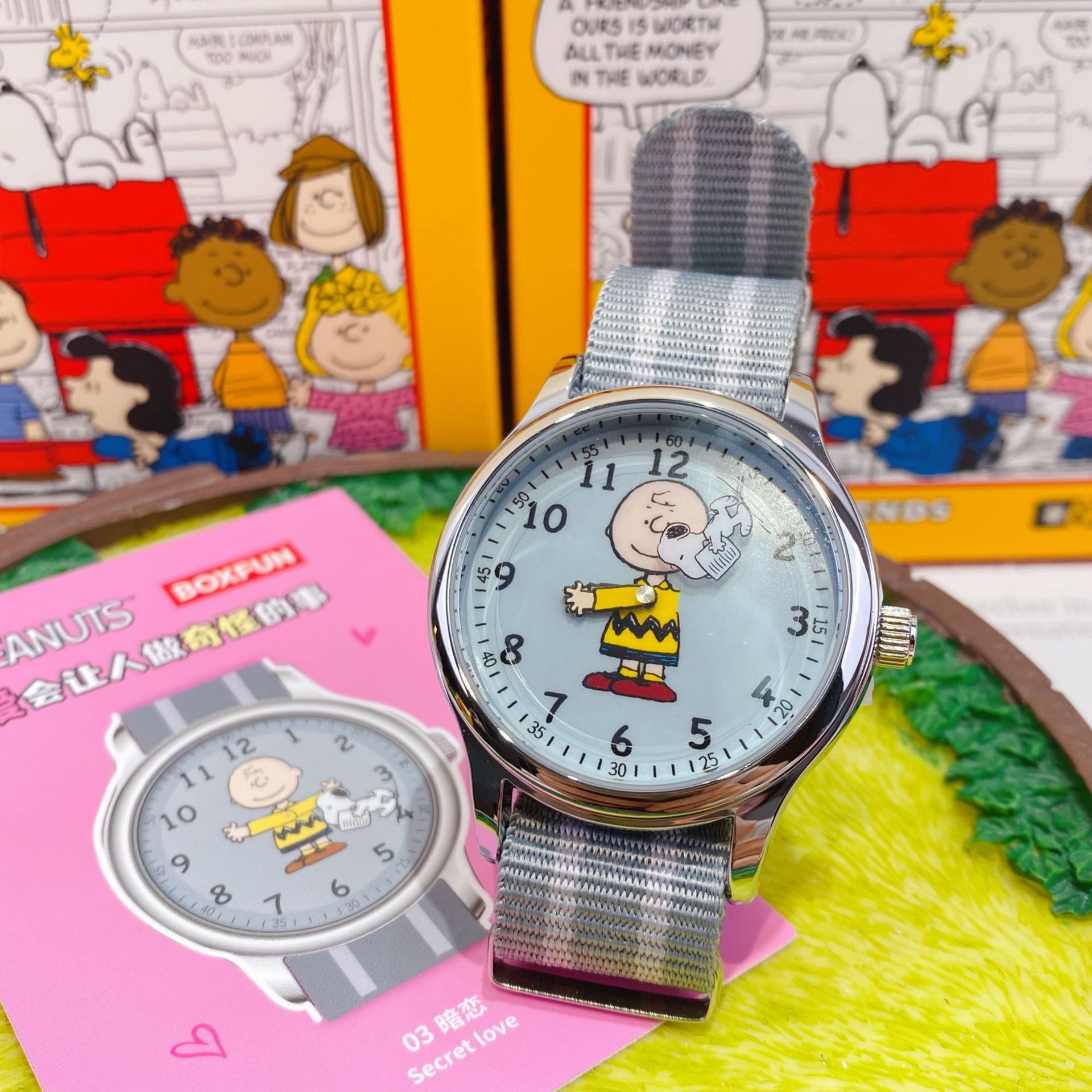 New Genuine Snoopy Friends Series Watch Blind Box Cute Cartoon Quartz Belt Watch Simple and Versatile