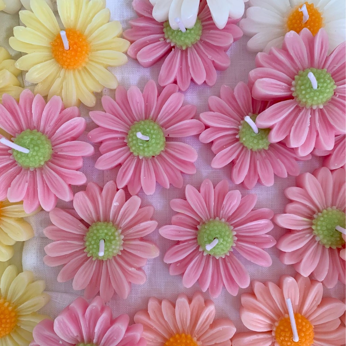 Vela aromática de margarida artesanal decoração e presente_voghion.com