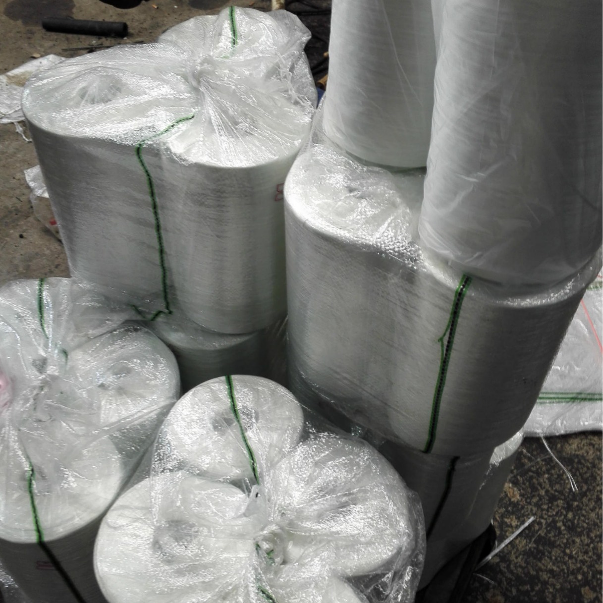 厂家直批桥架、管道、汽车玻璃纤维中碱纱，2400TEX,质量高价格优