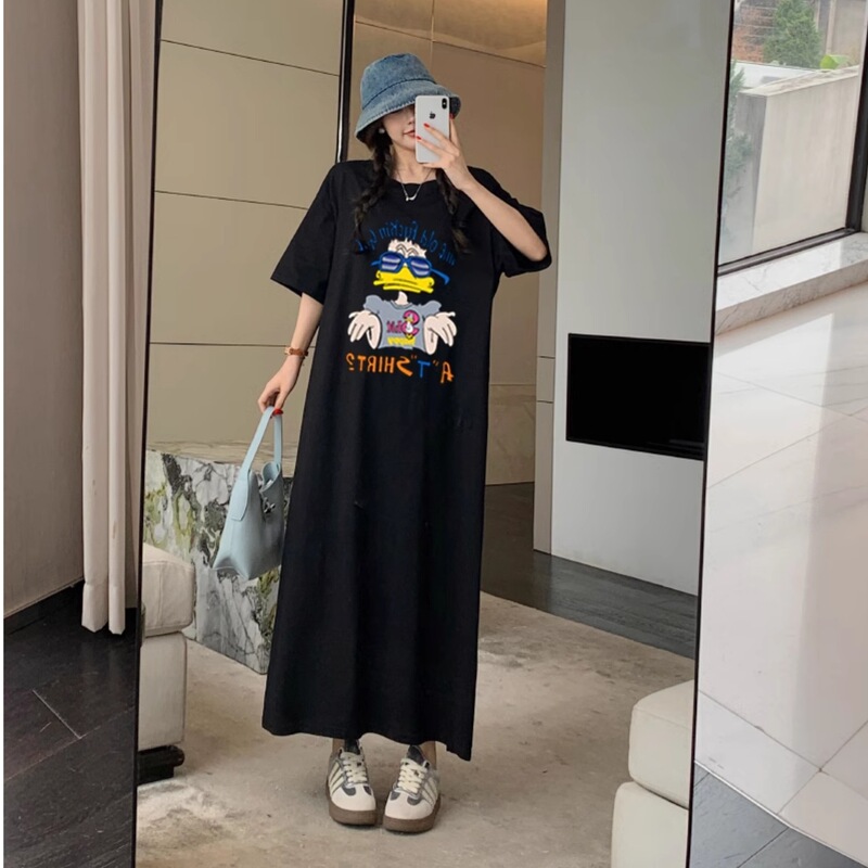 Maternity-Friendly Short-Sleeve Dress with Round Neck, Slit, H-Shaped Straight Cut, Plus-Size Korean Style Fashionable Long Dress for Plus-Size Women Maternity-Friendly Short-Sleeve Dress with Round Neck, Slit, H-Shaped Straight Cut, Plus-Size Korean Style Fashionable Long Dress for Plus-Size Women