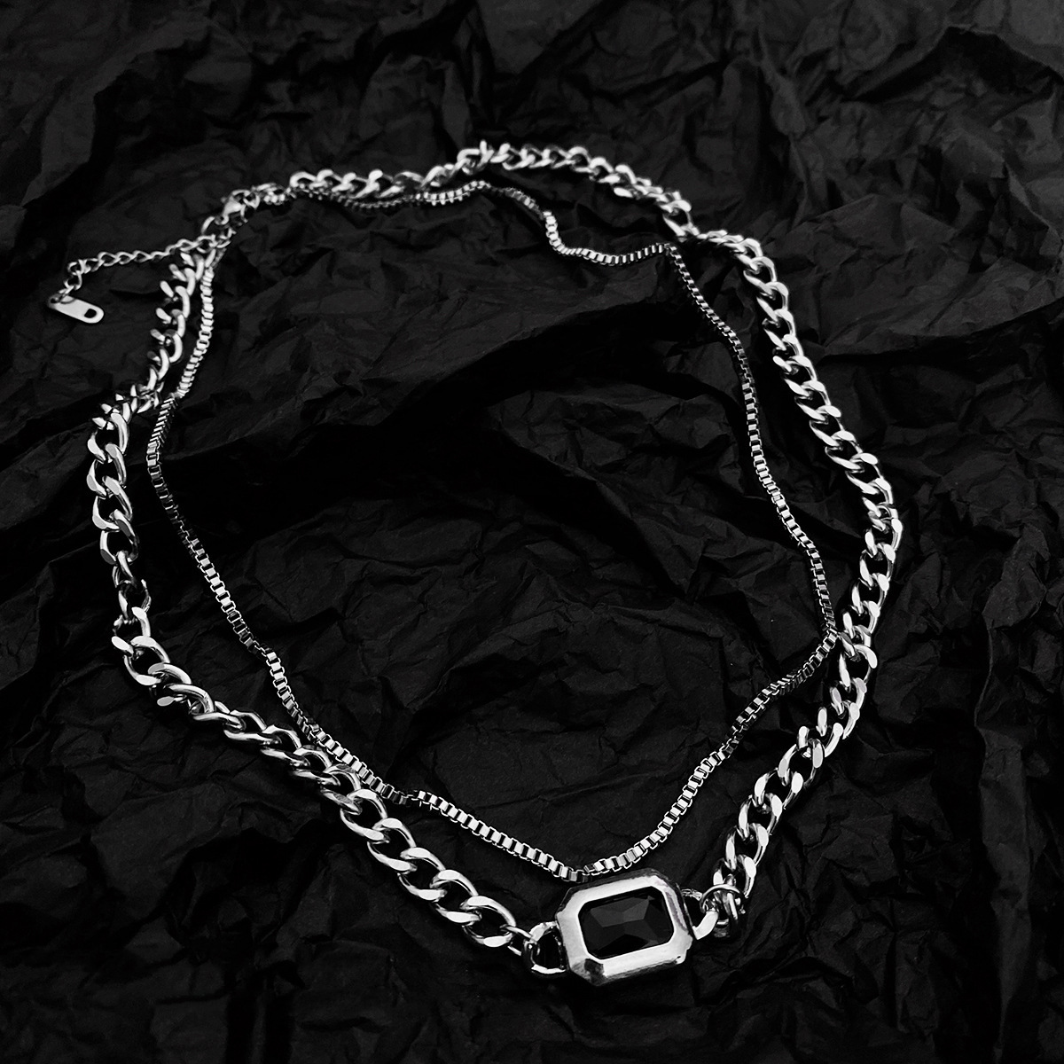 retro hollow chain doublelayer  titanium steel clavicle chain wholesalepicture4
