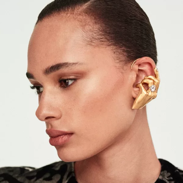 Vintage Three-Dimensional Palm-Shaped Rhinestone Ear Cuffs Without Ear Piercings, Matte Gold Rhinestone Gesture Ear Cuffs, Exaggerated Design Earrings