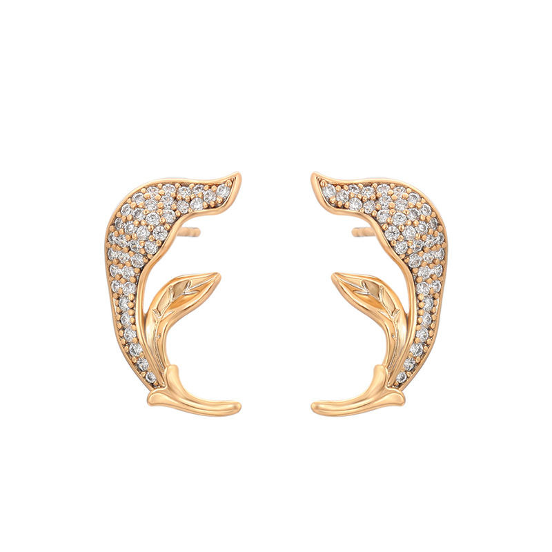 Xuping nicho de moda retro creativo hoja pernos de orejas de aleación de cobre chapado 18k Europa y América transfronterizos auriculares mayoristas