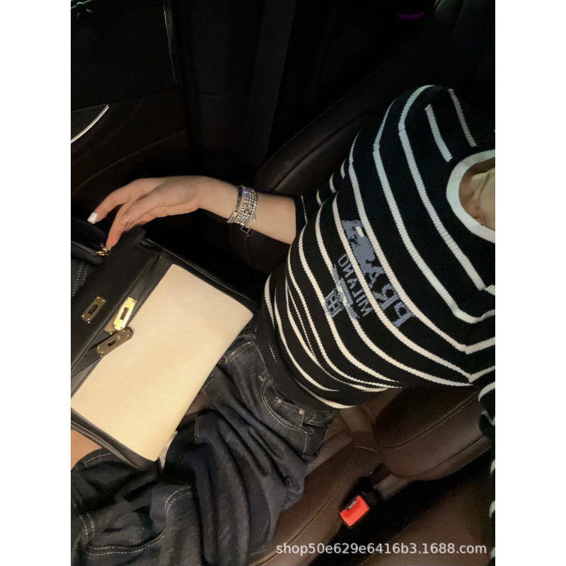 现货高版本prad家春夏高级感上衣气质条纹圆领小香风修身针织衫t|undefined