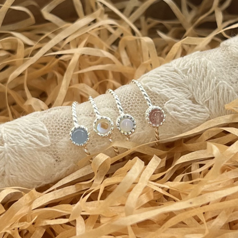 1 Piece Quantity 925 Sterling Silver Crystal Round Rings