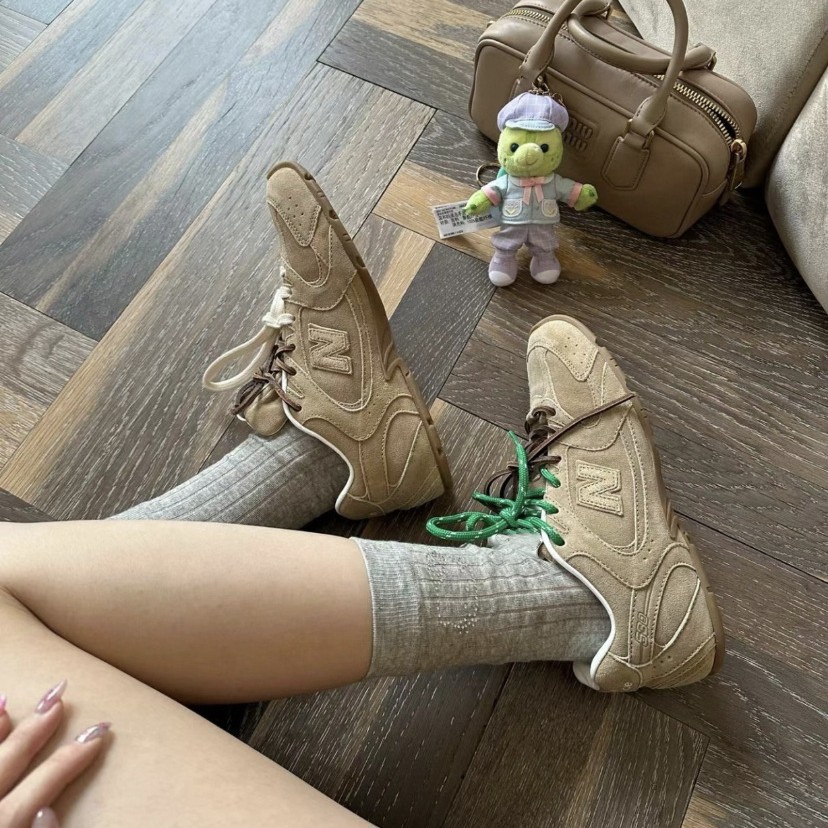 Zapatillas deportivas Agande de suela blanda y punta redonda, estilo casual y sencillo, con cordones bicolor de la marca Miaojia 530, estilo versátil para parejas.