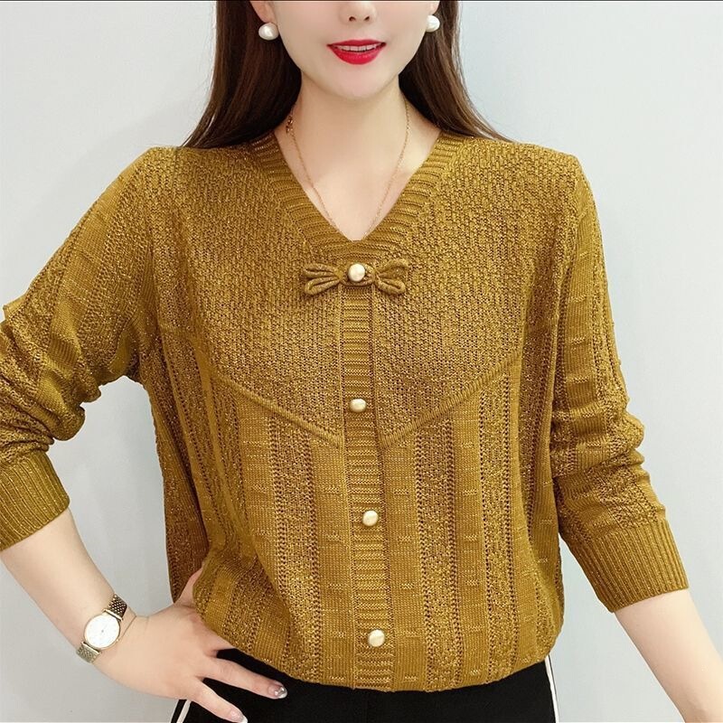 Early Autumn V-Neck Fashionable Base Shirt, Simple and Versatile Hollow-Out Knit Sweater, Plus-Size Loose Short Long-Sleeve Sweater Top Early Autumn V-Neck Fashionable Base Shirt, Simple and Versatile Hollow-Out Knit Sweater, Plus-Size Loose Short Long-Sleeve Sweater Top