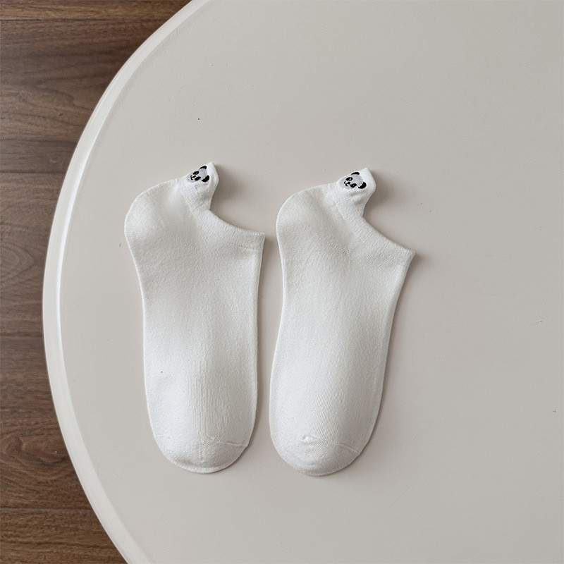 Calcetines de moda de tacón bajo de corte bajo de las mujeres bordadas Corea del Sur lindo dibujos animados japoneses estilo coreano primavera y verano calcetines delgados