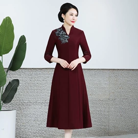 旗袍;中老年休闲套装;妈妈服