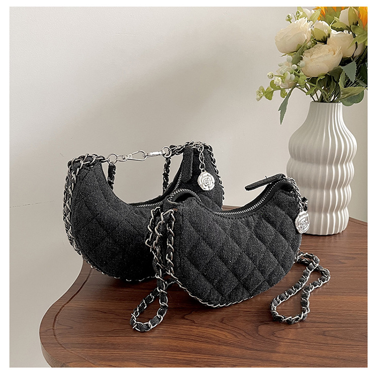 Women's Crossbody Bag With Diamond Chain And Denim Crescent Design_voghion.com