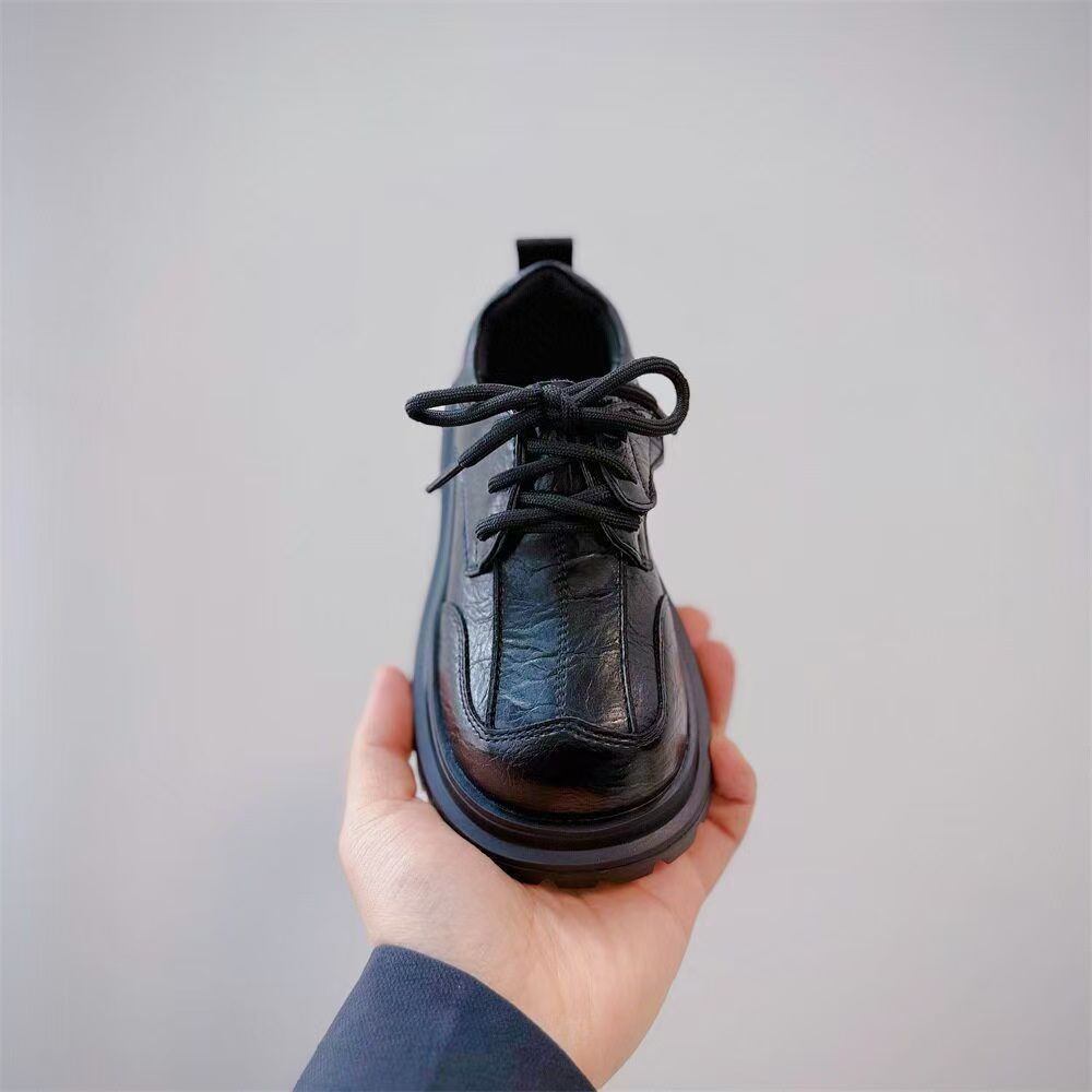 Zapatos de moda para niños 2026 primavera nuevo estilo británico retro Leaf zapatos para niñas zapatos de cuero de velcro
