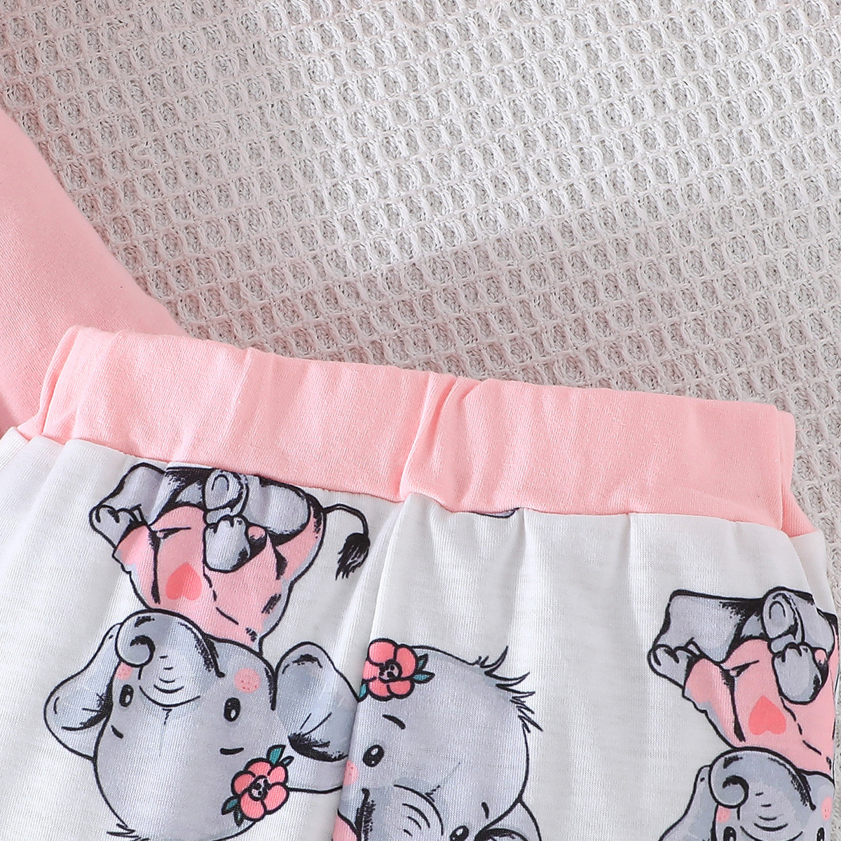 Nouveau haut mignon d'éléphant + pantalon imprimé + chapeau trois pièces pour filles automne 2024 INS_voghion.com