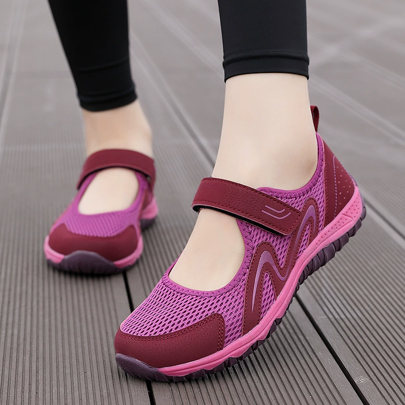 Летняя обувь для мам, Женская Легкая удобная прогулочная обувь, дышащая сетчатая дышащая повседневная обувь среднего возраста, молочная обувь, женская обувь