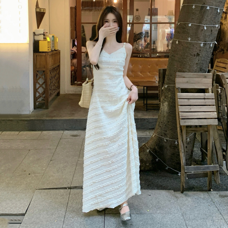 White V-Neck Lace Suspender Dress for Women Summer Xinjiang Seaside Vacation Beach Sleeveless Vest Long Skirt for Small People