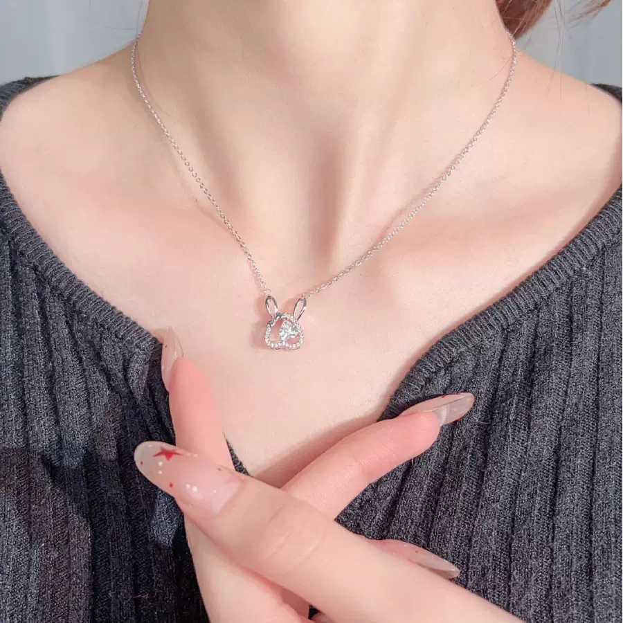早春配饰动物小兔项链女微镶锆石高级感时尚百搭吊坠环保电镀项饰